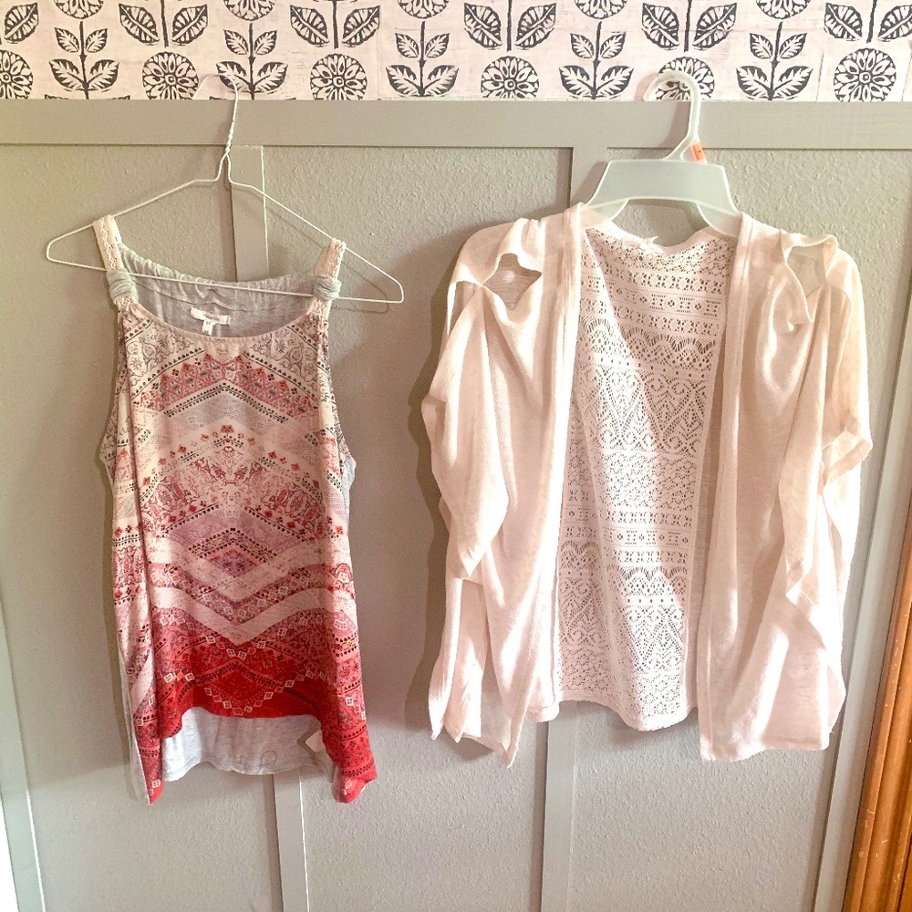 2 Piece Bundle!  Maurice Boho Sleeveless top with Pale Pink Lace Cardigan M